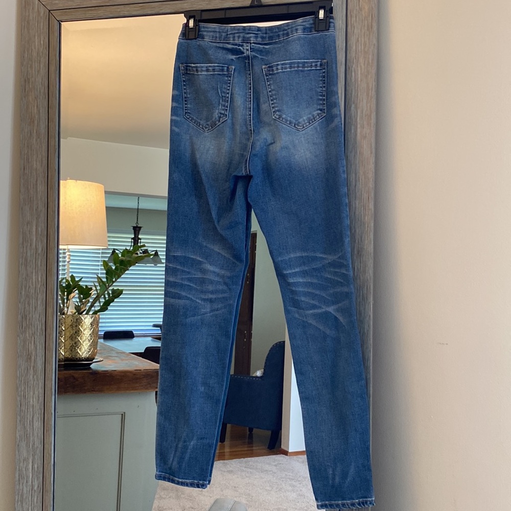 Ashley Mason, size 24 distressed high waisted skinny jeans, perfect condition! - Picture 4 of 7